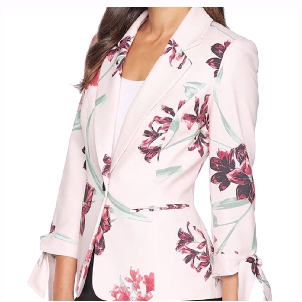 Nine West floral print blazer size 4